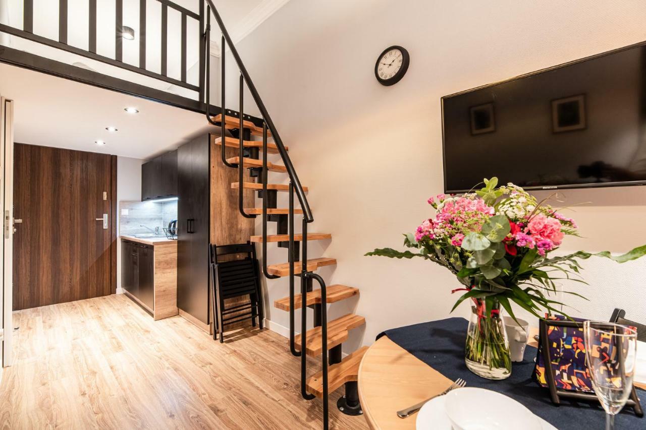 Lubomirskiego 23 Residence - Great Location, 10 Min To Main Square By Foot, Right Next To Main Rail And Bus Station Krakau Buitenkant foto