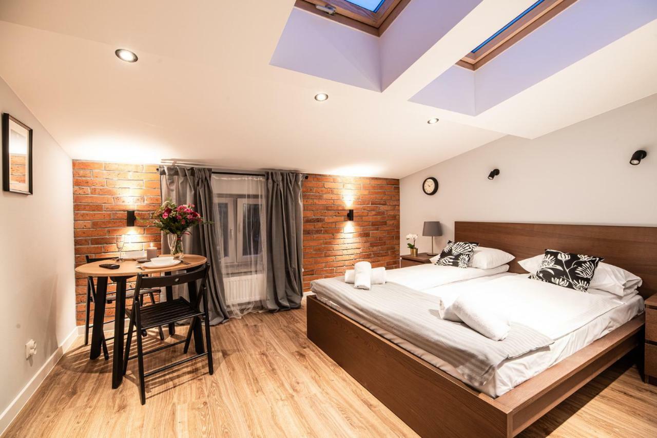 Lubomirskiego 23 Residence - Great Location, 10 Min To Main Square By Foot, Right Next To Main Rail And Bus Station Krakau Buitenkant foto