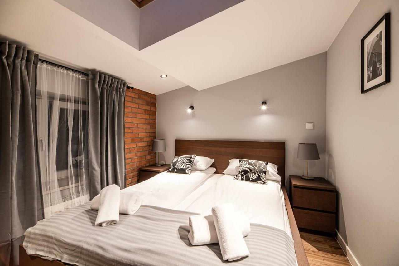 Lubomirskiego 23 Residence - Great Location, 10 Min To Main Square By Foot, Right Next To Main Rail And Bus Station Krakau Buitenkant foto