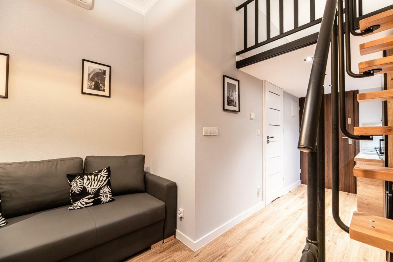 Lubomirskiego 23 Residence - Great Location, 10 Min To Main Square By Foot, Right Next To Main Rail And Bus Station Krakau Buitenkant foto