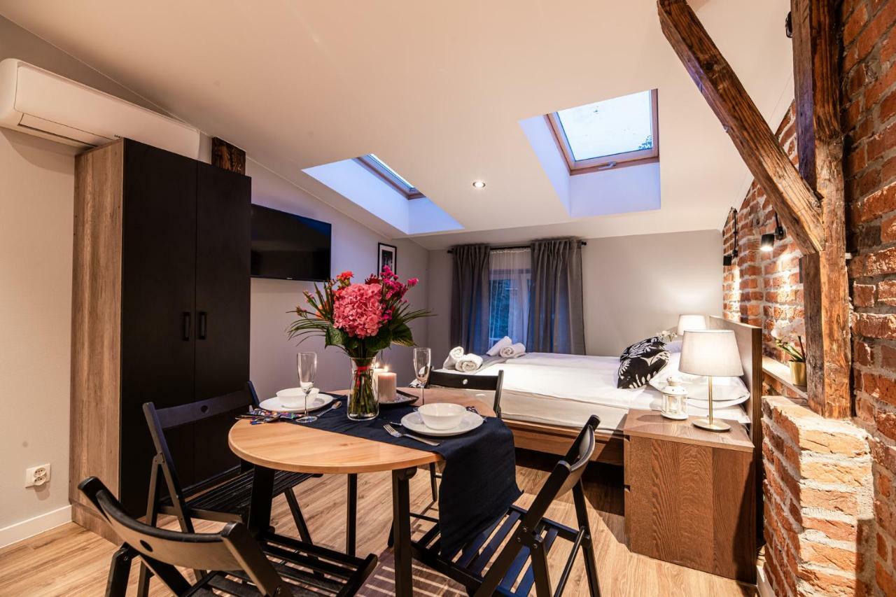 Lubomirskiego 23 Residence - Great Location, 10 Min To Main Square By Foot, Right Next To Main Rail And Bus Station Krakau Buitenkant foto