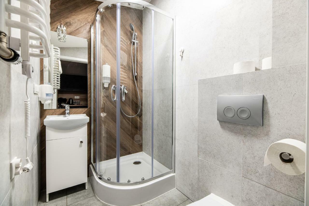 Lubomirskiego 23 Residence - Great Location, 10 Min To Main Square By Foot, Right Next To Main Rail And Bus Station Krakau Buitenkant foto