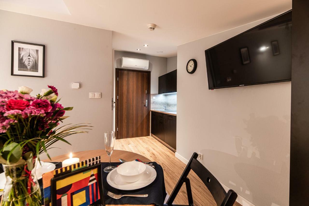 Lubomirskiego 23 Residence - Great Location, 10 Min To Main Square By Foot, Right Next To Main Rail And Bus Station Krakau Buitenkant foto