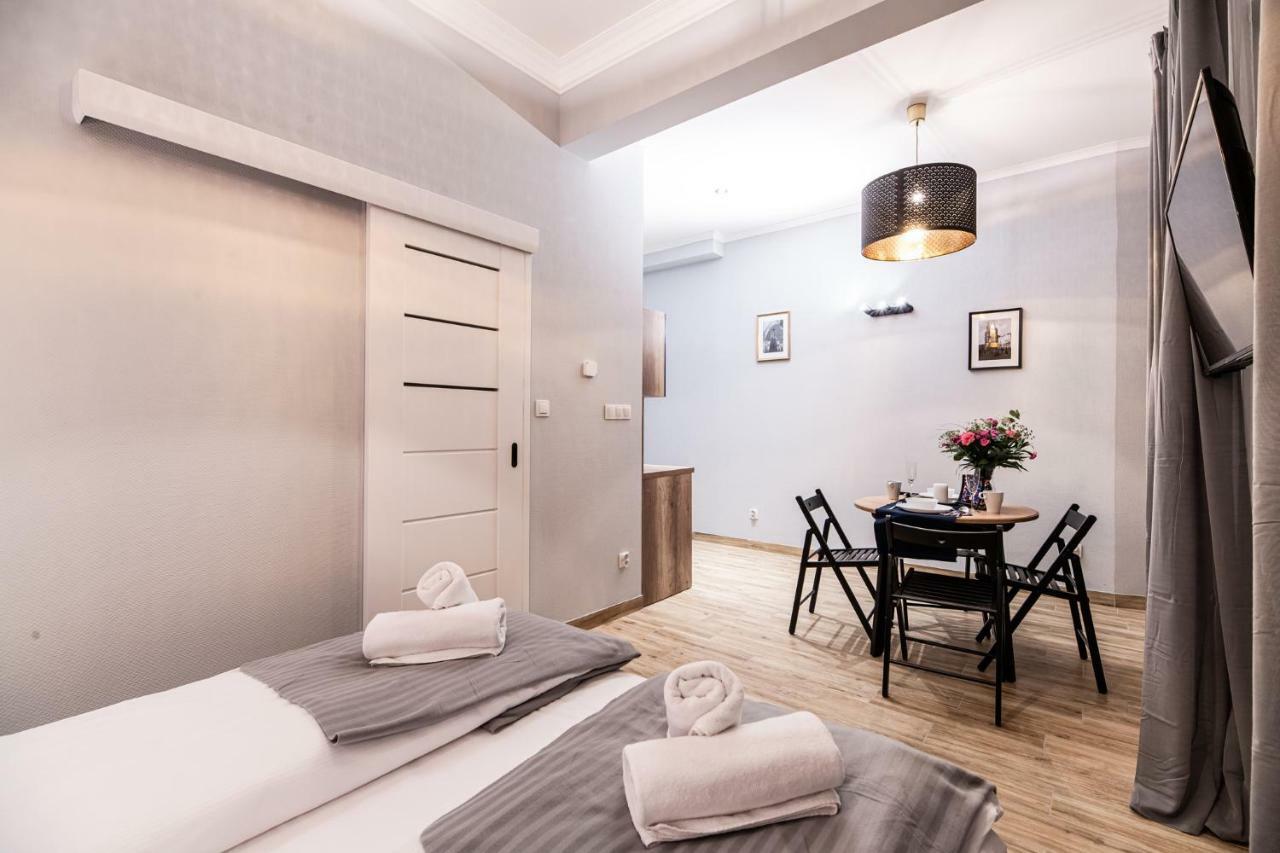 Lubomirskiego 23 Residence - Great Location, 10 Min To Main Square By Foot, Right Next To Main Rail And Bus Station Krakau Buitenkant foto