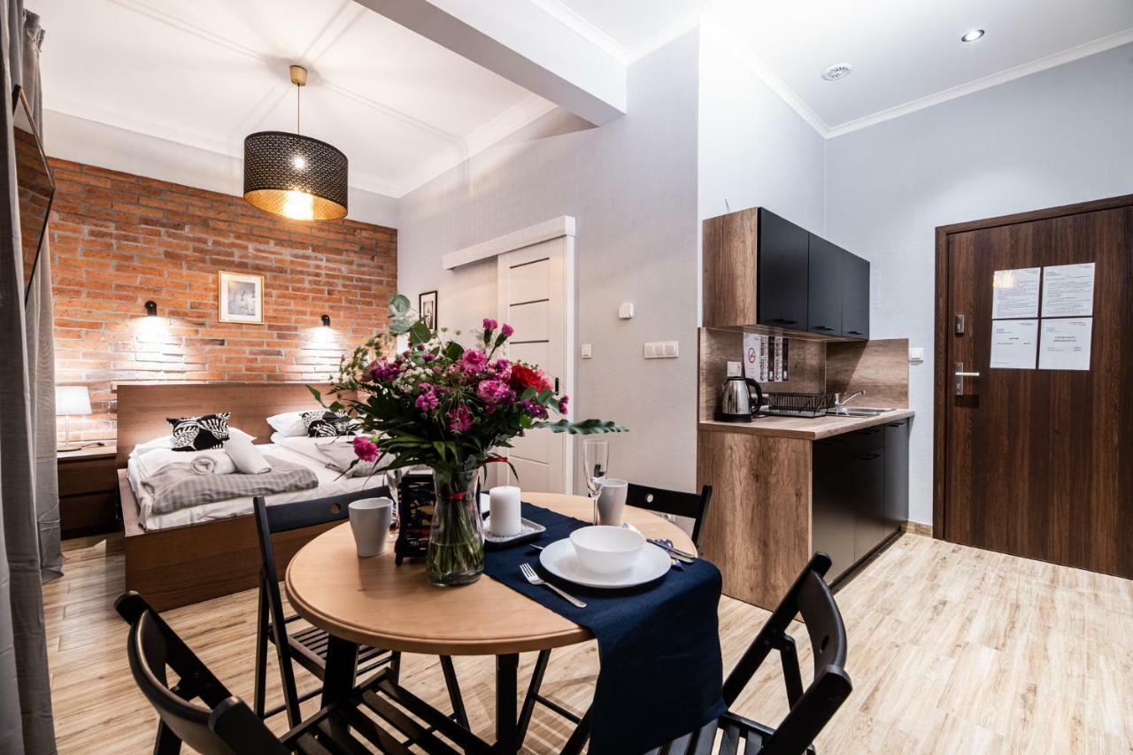 Lubomirskiego 23 Residence - Great Location, 10 Min To Main Square By Foot, Right Next To Main Rail And Bus Station Krakau Buitenkant foto