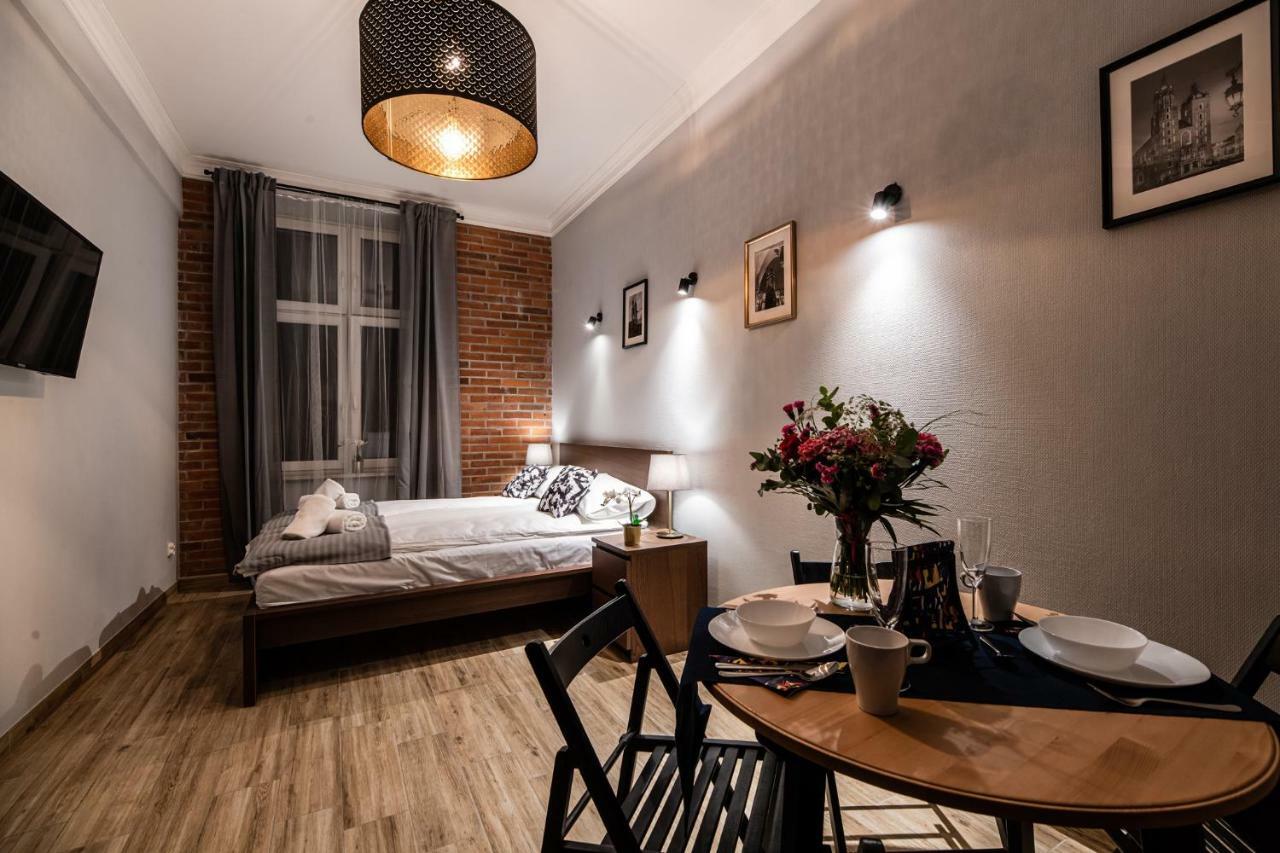 Lubomirskiego 23 Residence - Great Location, 10 Min To Main Square By Foot, Right Next To Main Rail And Bus Station Krakau Buitenkant foto